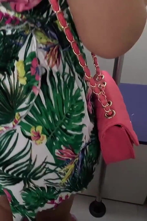She Liked the Touch: Ass Grinding & Cumshot on a Train