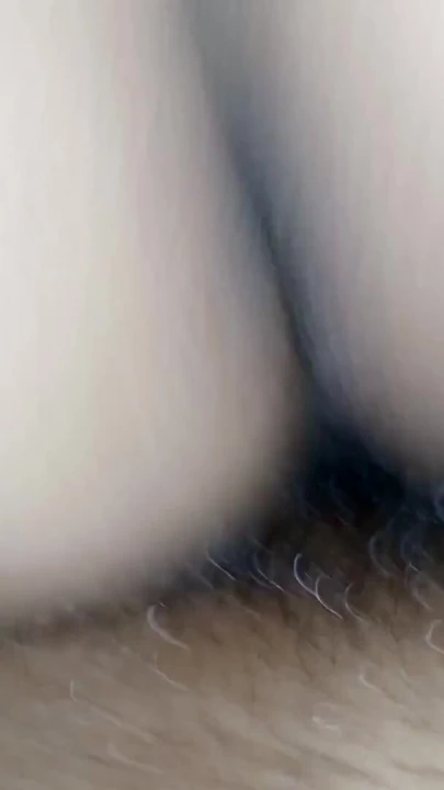 迷人的时刻从 "庆祝爱情：继母娜迪亚如何接受她儿子的”"