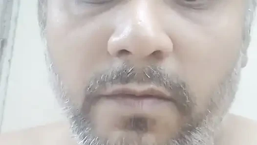Açık Çıplak Adam Sana Ücretsiz Daha Fazla Sikiş Ve Zevk Veriyor....