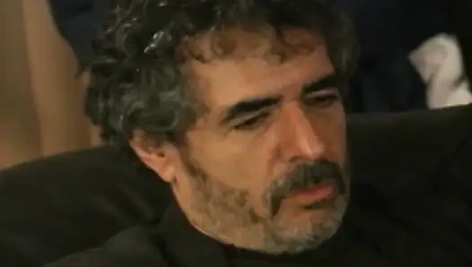 Kocası güzel karısını paylaşıyor