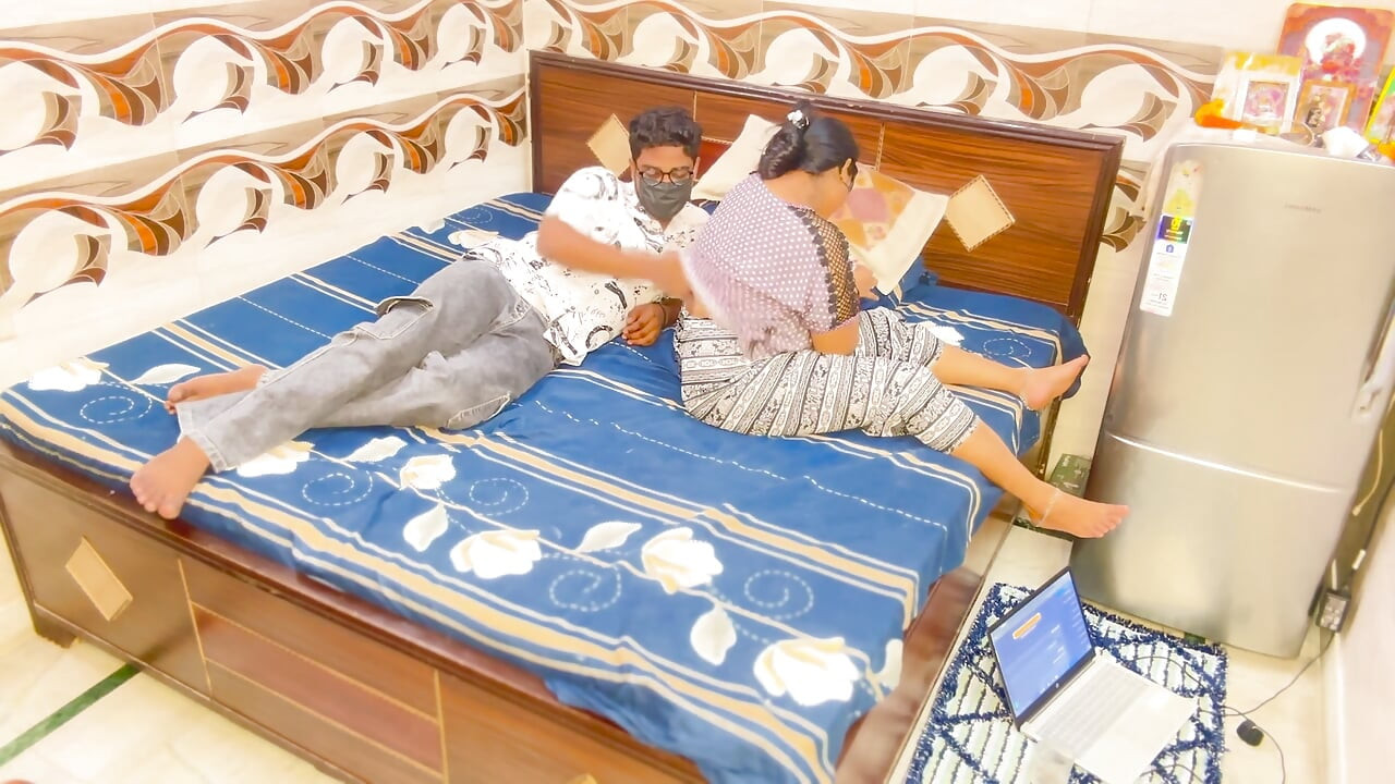 Casal indiano pela primeira vez hardcore sexo em quarto de hotel