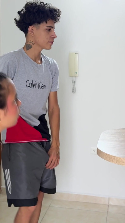 I take advantage of the fact that the cuckold is cooking to get my lover in and he fucks me until I cum from pleasure | Clip 1