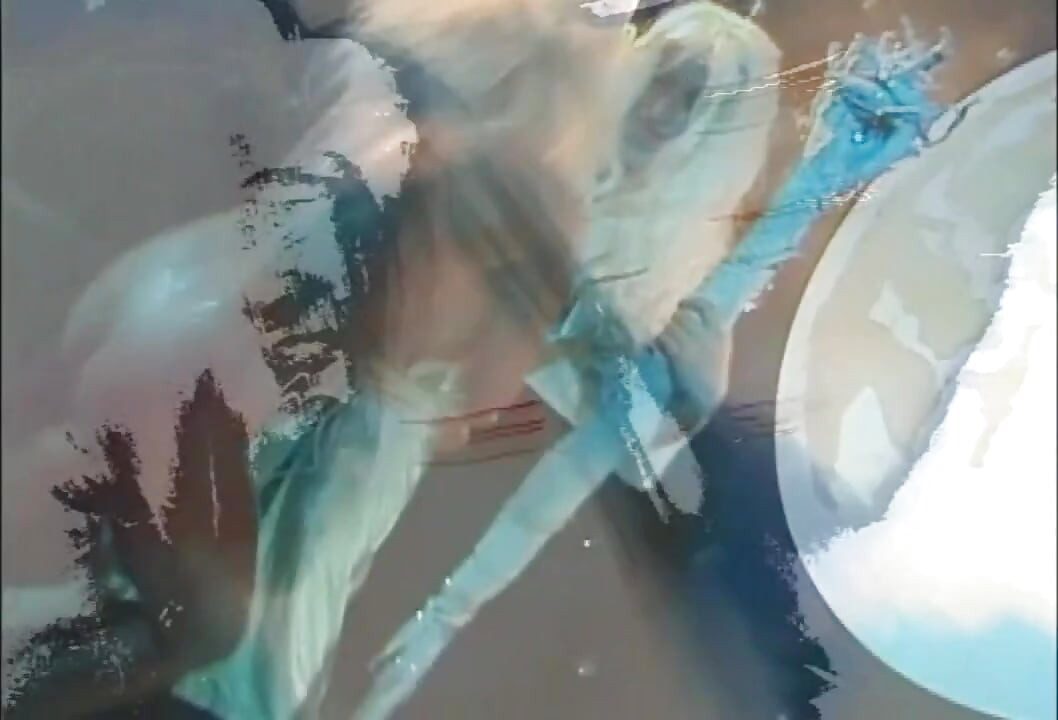 BDSM for to blondiner med kæmpe bryster