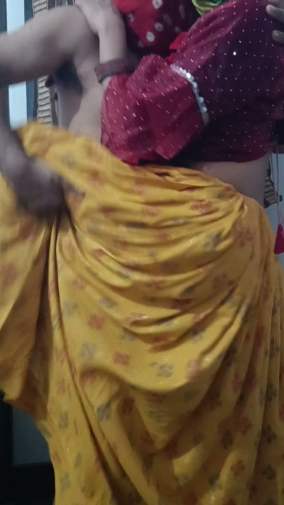 Tharki kayınpeder gelinine arkadan video verdi | Klip 1