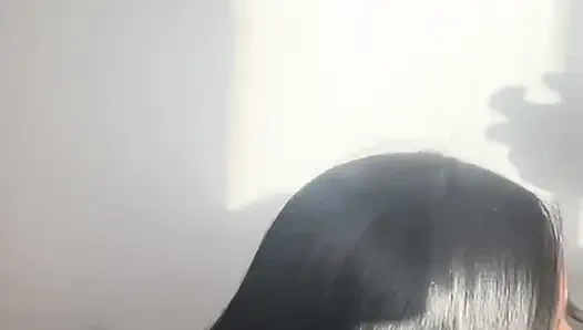 Я не удовлетворена тем, что просто имеет ее хуй в рот, и я решаю скакать на ней лучше - любительская пара - Nysdel