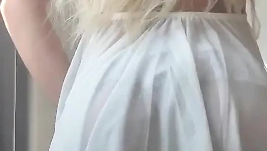 Zayıf bir deli senin gelip onu yemen