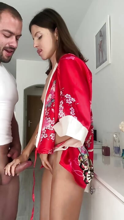 Stående faen og stort cumshot for Gina Gerson del 2