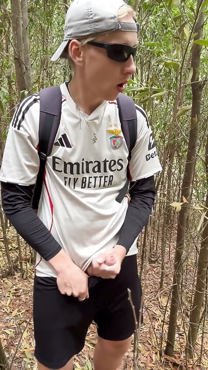Bro Hides on the Trail to Jerk off