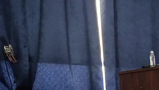 Büyük zenci yarağı boşalması gereken spor salonundan sonra kalın ve azgın
