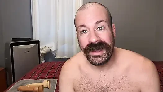 Üvey baba ayı oyuncağı esnetme seansı