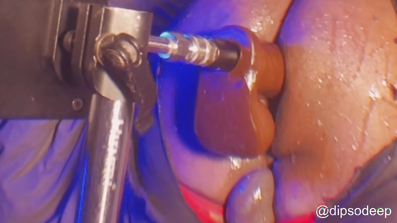 Lỗ tham lam phục tùng đụ máy cu giả