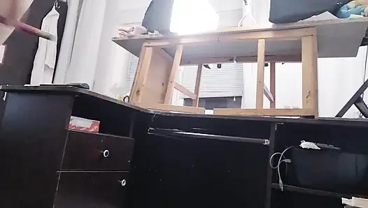 Sexy Brünette, Die Nackte Hausarbeiten Macht.