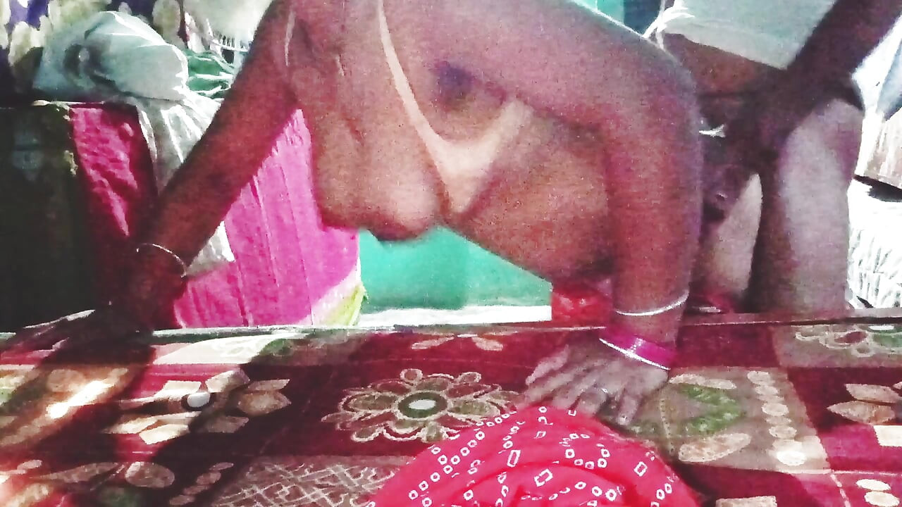 Desi sister-in-law had sex in her room.