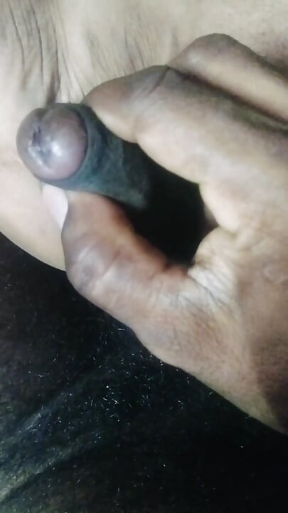 भिजत आहे
