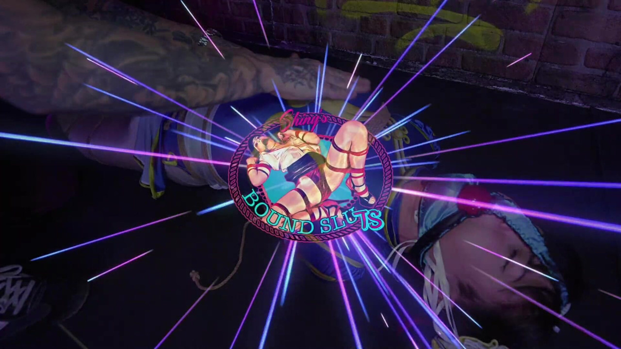 Chun Li Cosplay Bondage