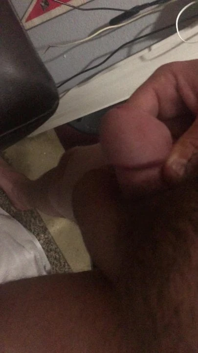 Pathetic tiny penis haha