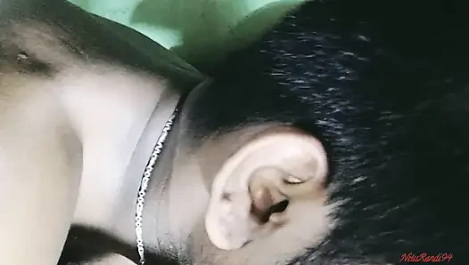 Geile desi bhabhi körpermassage und ficken