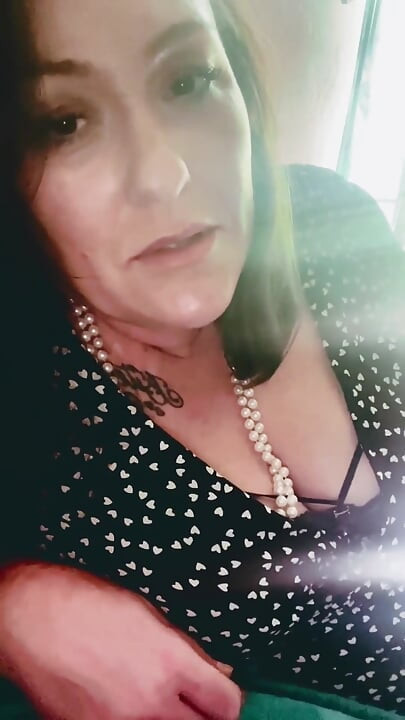 Hotwife Confession: Teasing My Cuck with BBC Fantasies