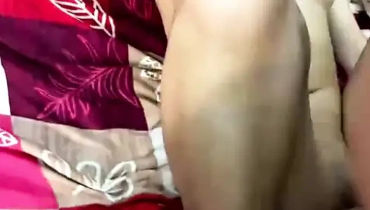 Студентку из Дели трахнули с бойфрендом в Ойо