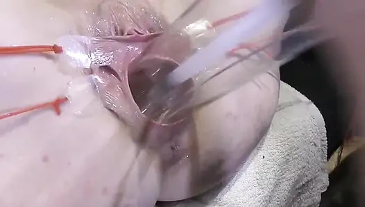 Uzak Yayılmış Vajina Yakın Çekimde Lambayla 1000watt