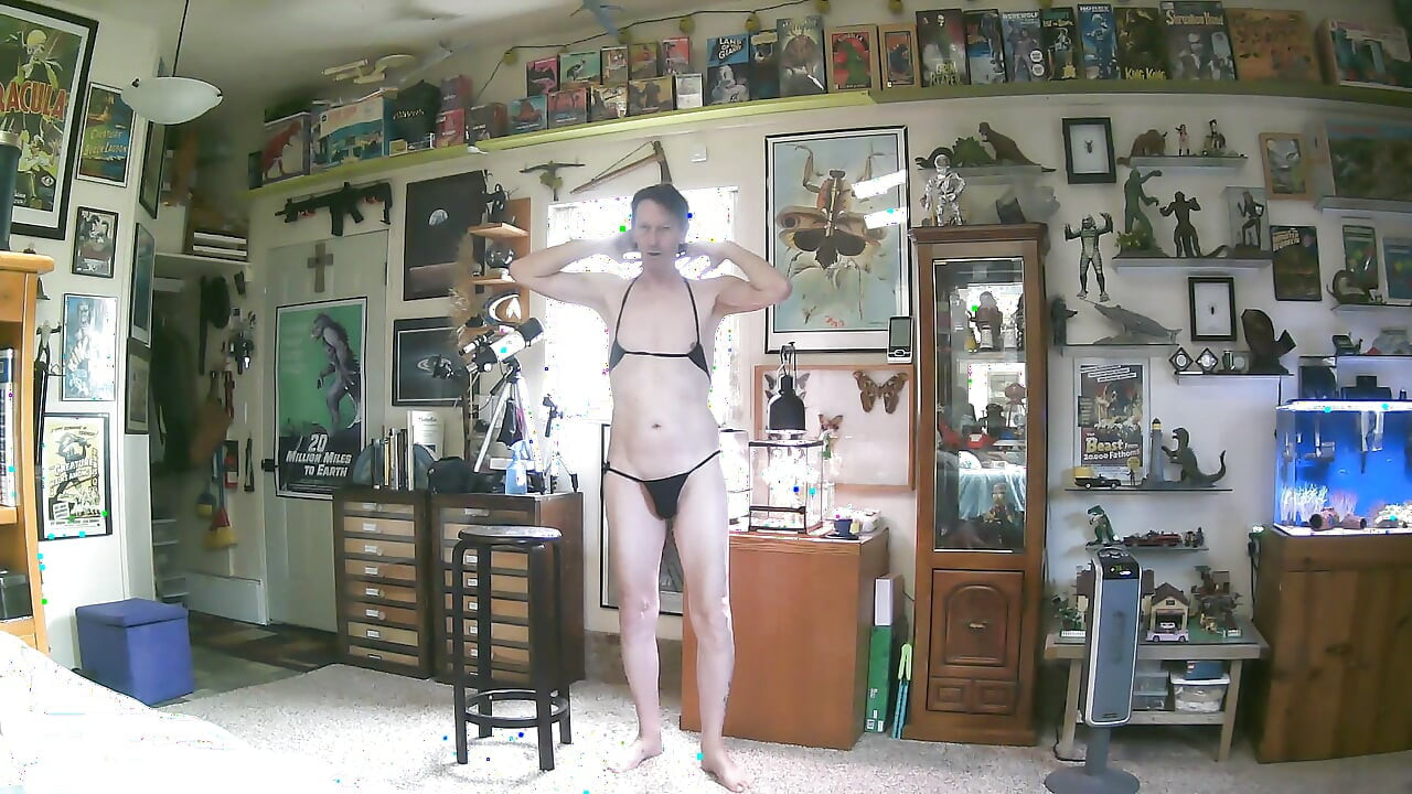 Kevinstockings in bikini