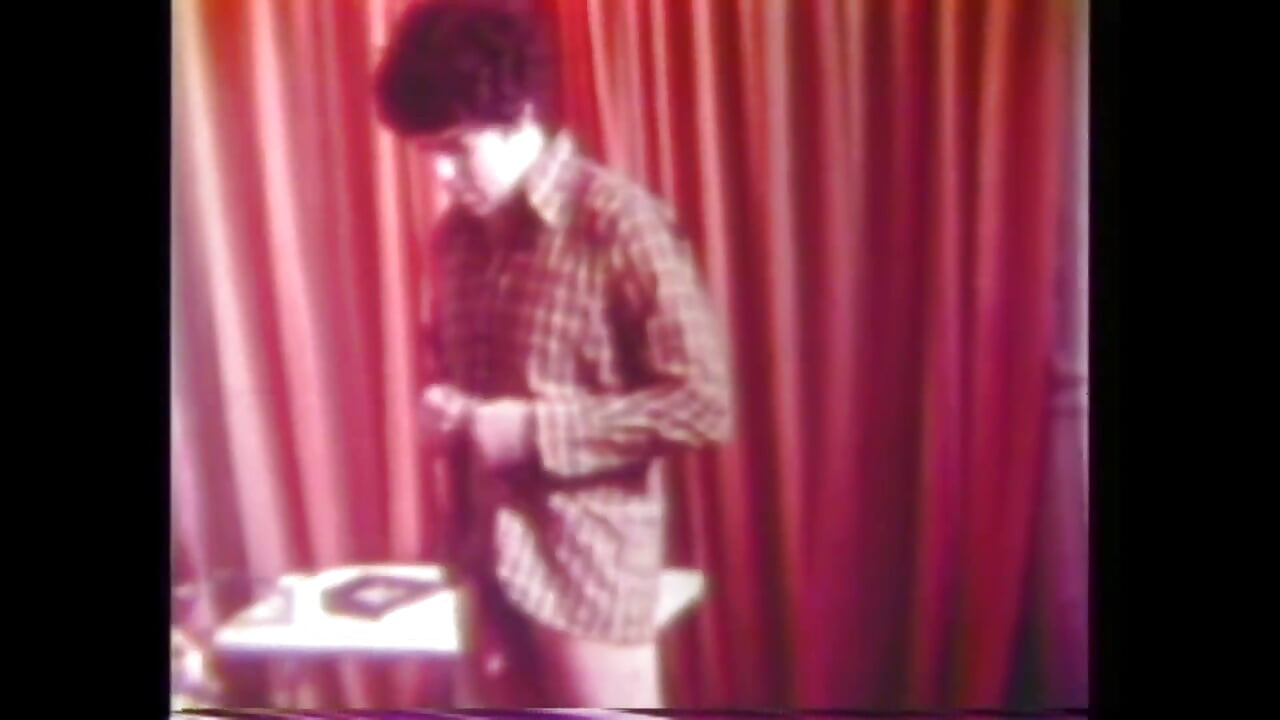 Rachelle Devore și cele două penisuri ale ei