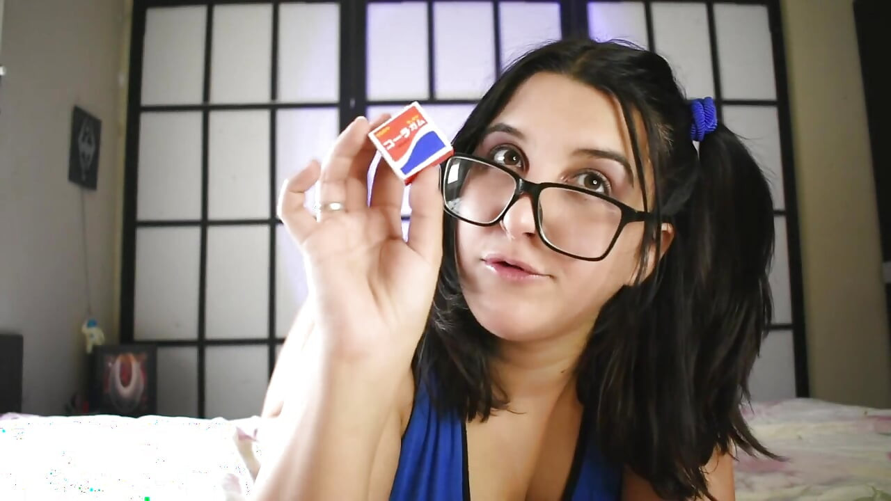 Pepsi Flavor Japanese Bubblegum Blow Test - Bunny Looner