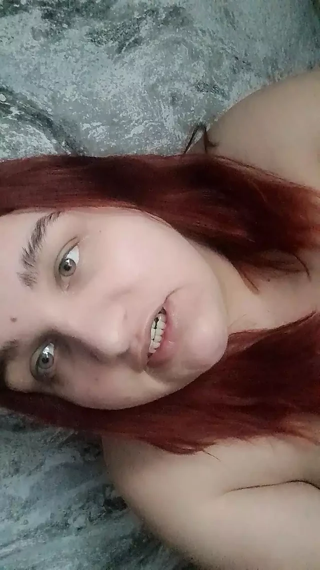 I'll miss my military boyfriend so I fuck my pussy with dildo for him