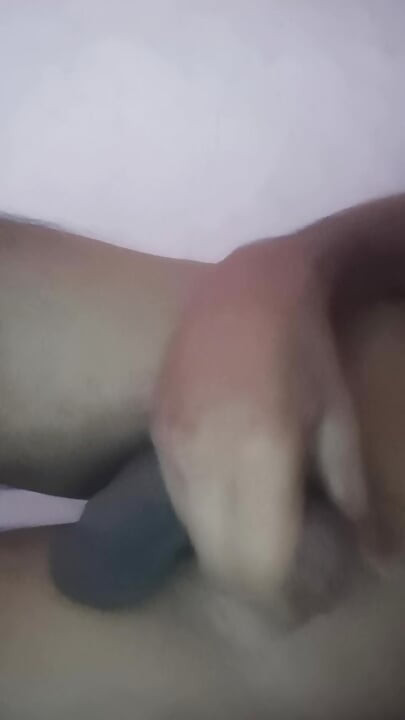 Bf masturbating for gf who want to watch me cum