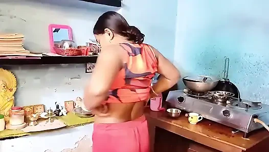 Stiefvater harter sex mit desi indischer stieftochter im zimmer (mohini)