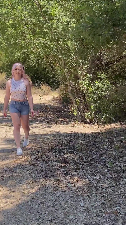 Napunjena Eva Nyx Uzima Sve