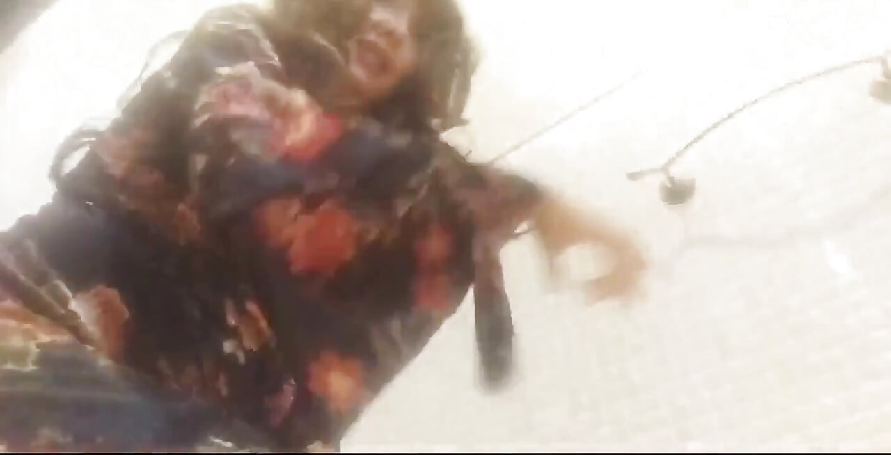 Porn Misadventures aur uske devar se mili: Monia ne aapke lie hastamaithun karte hue use vyakti men bataaya