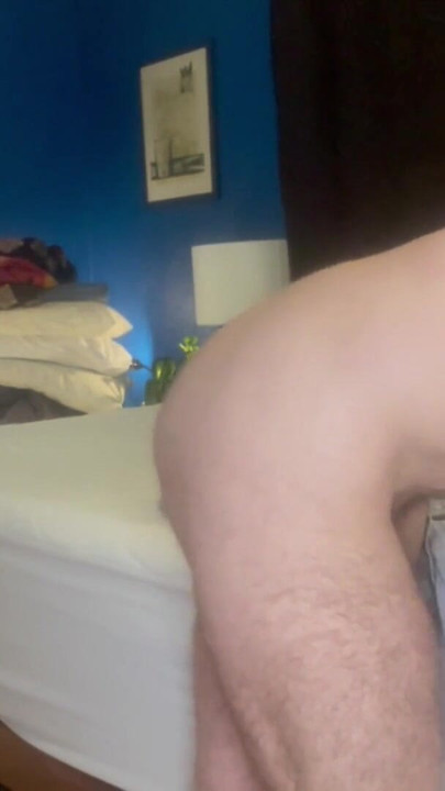 Cspot naked and changing the bedsheets | Clip 1