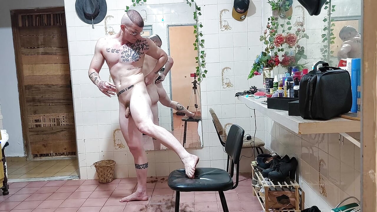 depilando anus e penis
