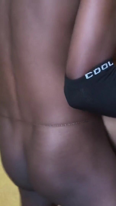 Горячую юную сводную сестру Тугую Росию жестко трахают в киску на видео с большим хуем | Клип 1