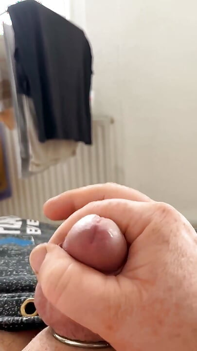 Ejaculat excitat. Asta ar putea fi părerea ta; p