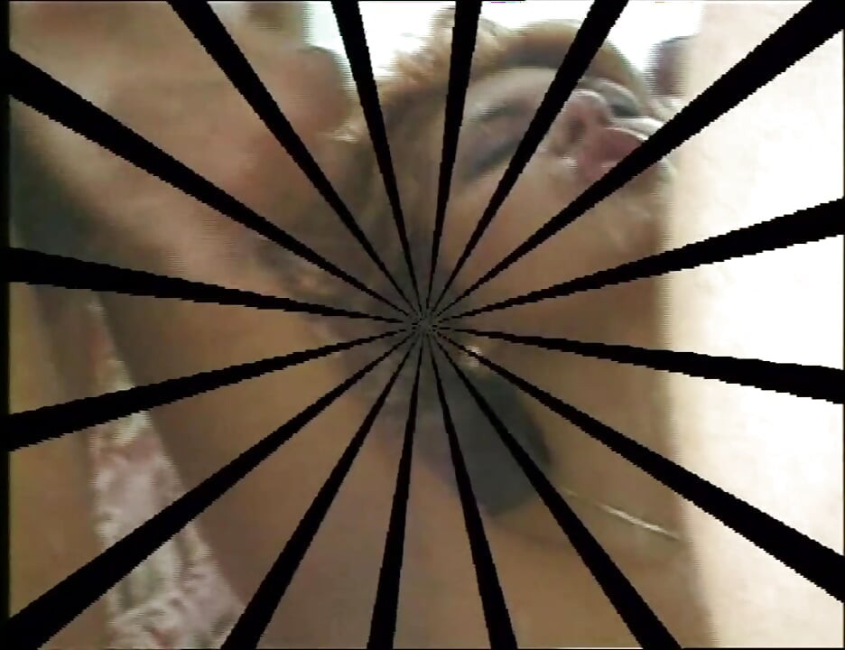 رجال فاسدون يسيطرون على الكس والزب ملكات سخيف جائعات للزب