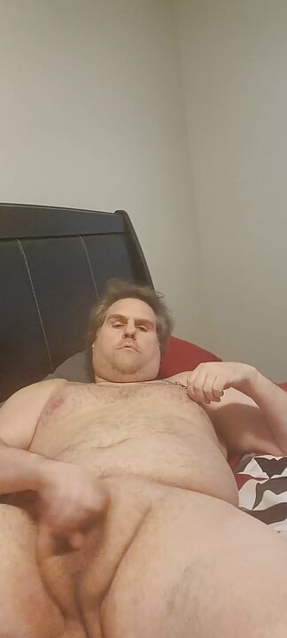 Rijpe man heeft mannen nodig om mee te spelen