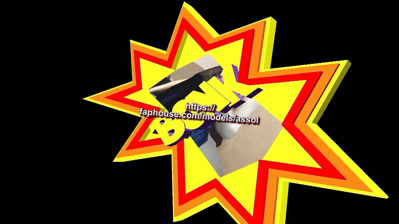 Fată sexy solo Assol. în Negligee Fără chiloți Fata a intrat în poziția capră, degetele masturbează pizda umedă, orgasm și ejaculare