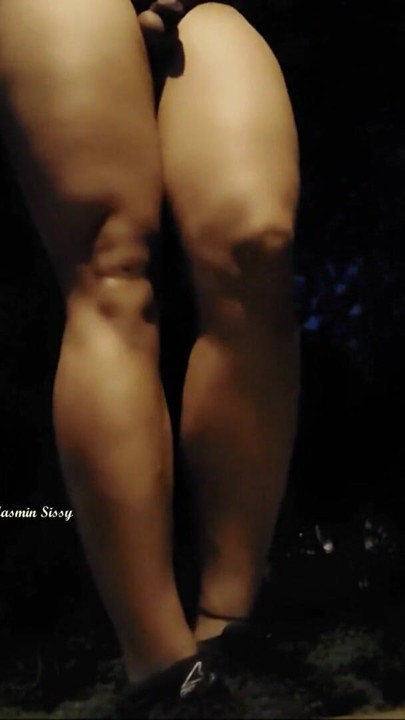 Desi Indian Trans Girl Crossdresser Nude Public Walking – Small Dick Flashing & Big Ass Show on Running Road | Clip 2