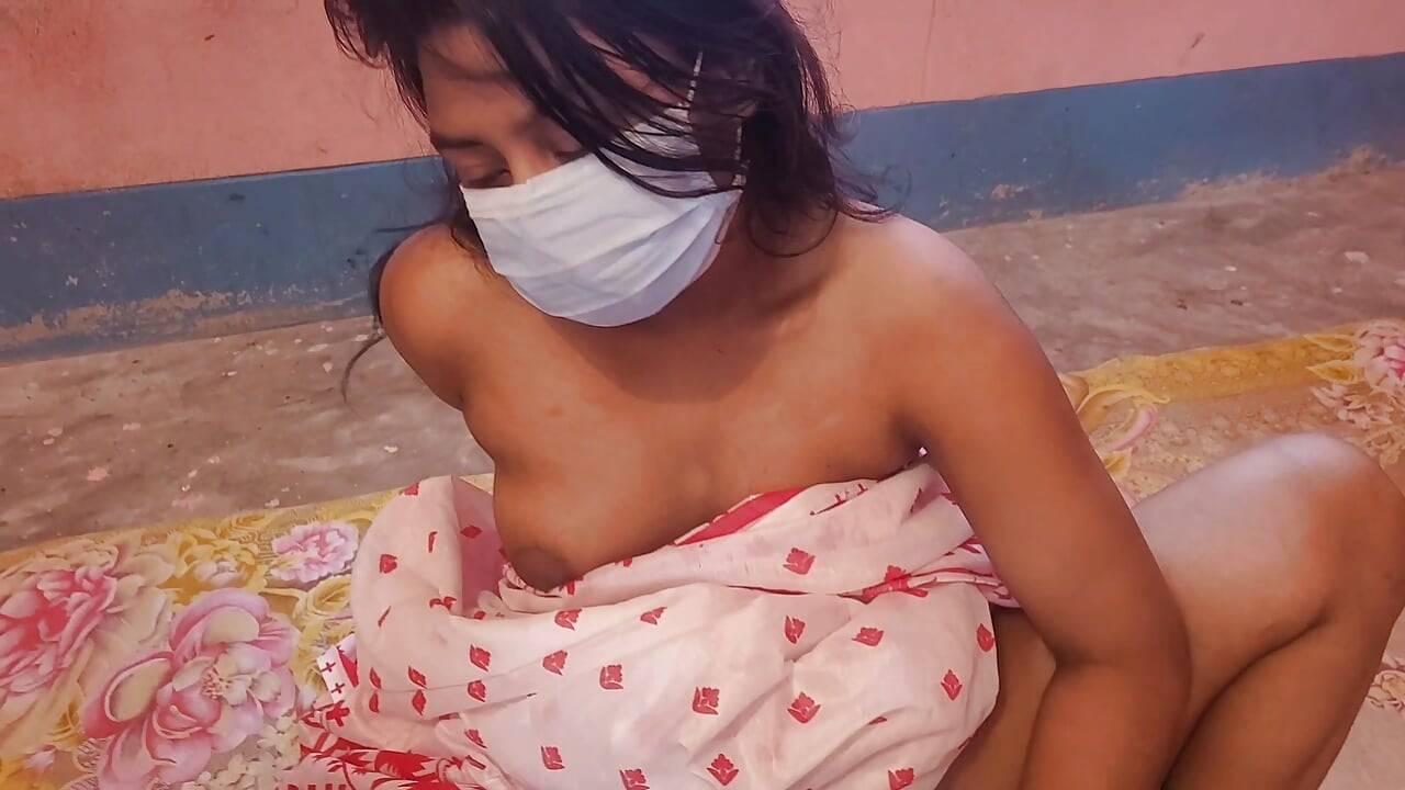 Viral Bangladeshi video of a woman in a saree feeding her younger stepsister.
