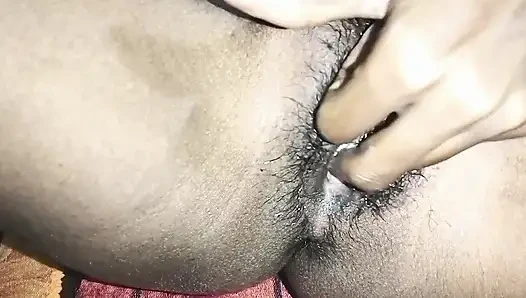 Video gadis ini lagi asik fingering