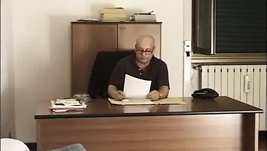 Patronumla büyük anal sikiş