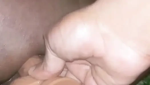 pantat dan memek.