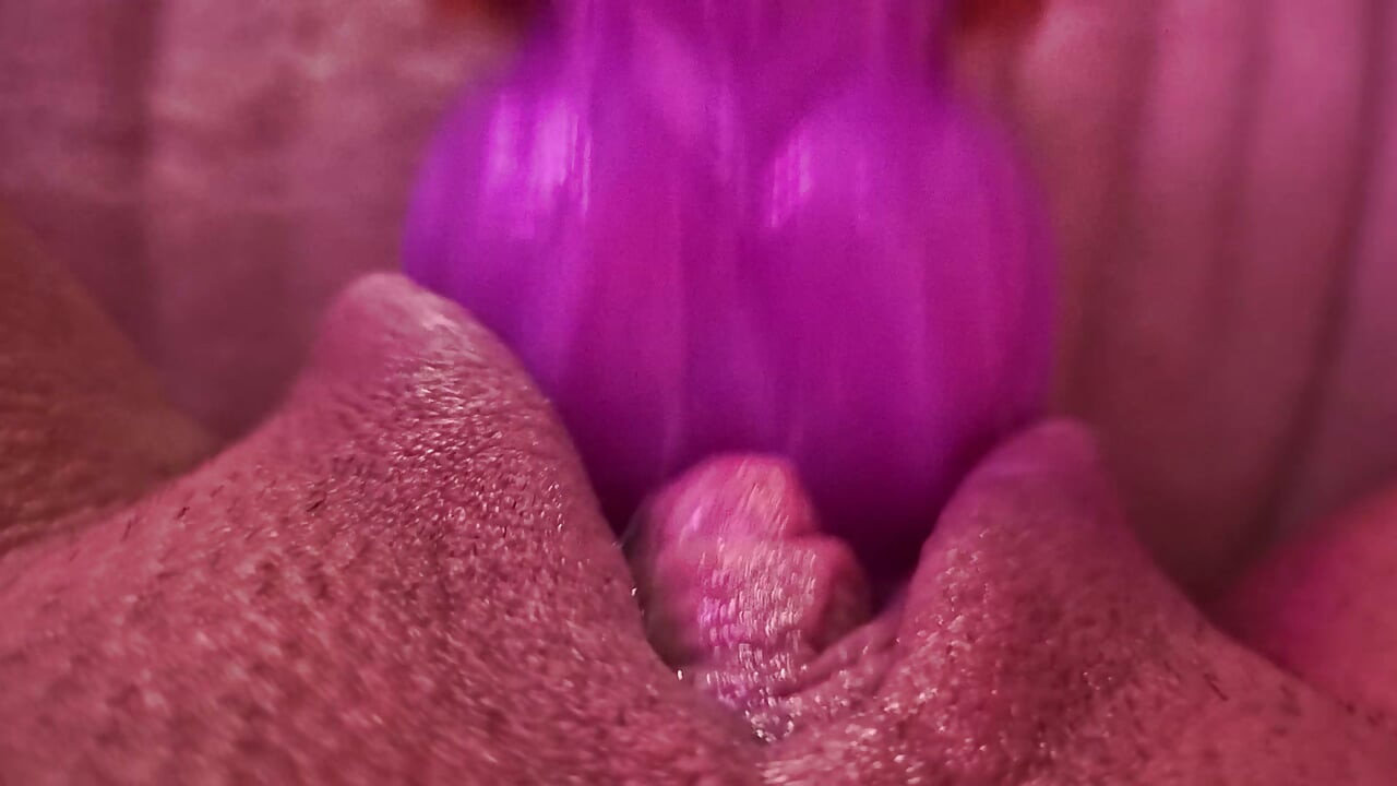 Pregnant whore machine fucked