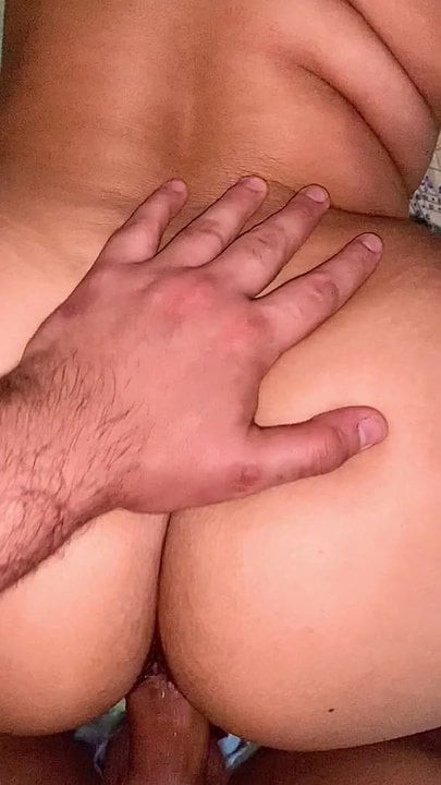 Culeandose a una puta
