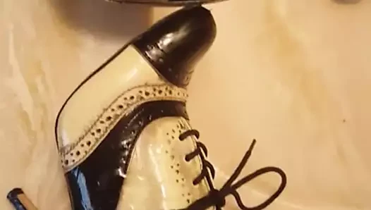 Becerdin cummed eski oxfords