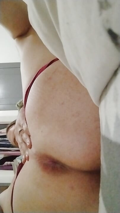 Dođi i uzmi me:anal i dildo igra