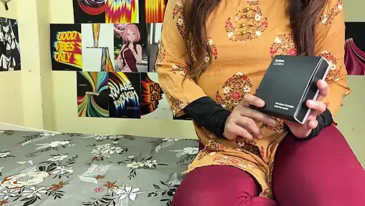 Pembantu india dengan pantat bahenol lagi asik muasin bosnya demi penghasilan tambahan dan berujung dengan 1 hari penuh.