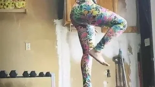 WWE - Bayley doing single leg stands for a workout